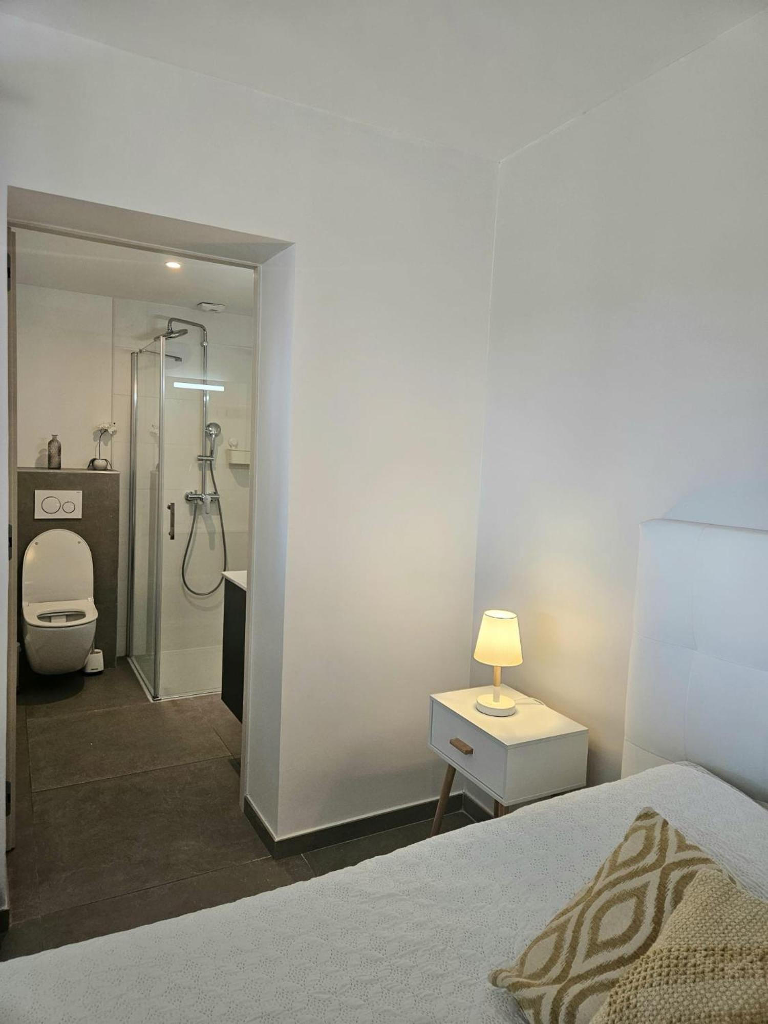 Twenty Rent Hotel Кан сюр Мер Екстериор снимка