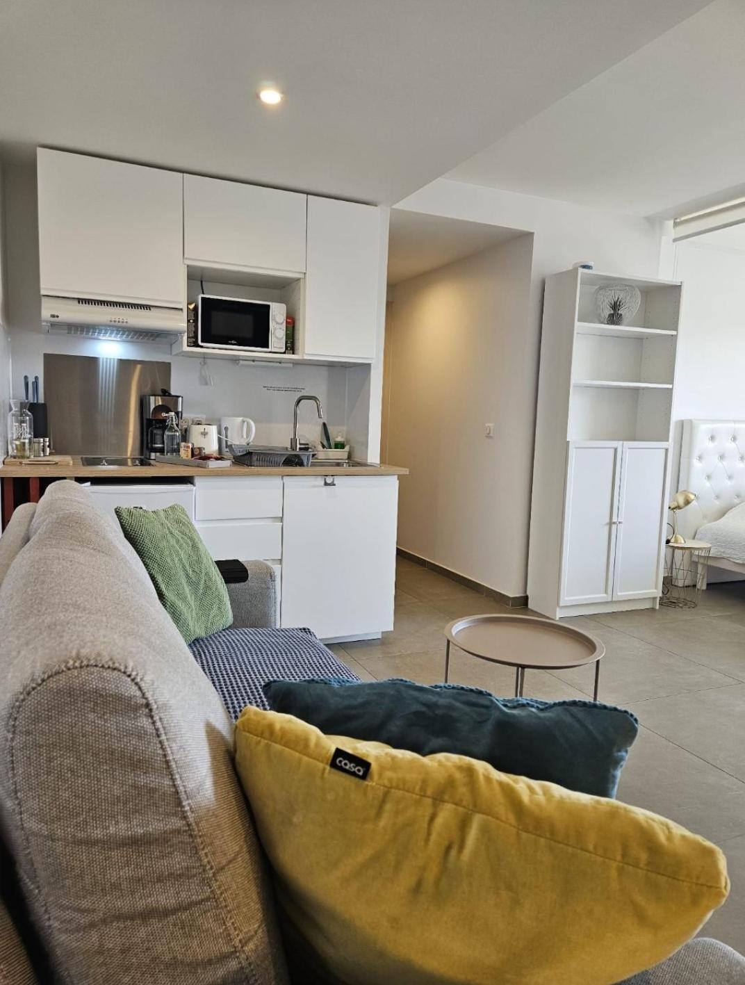 Twenty Rent Hotel Кан сюр Мер Екстериор снимка